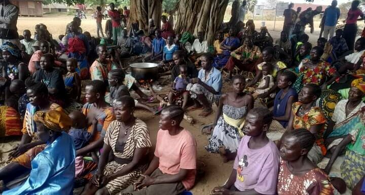 Internally displaced persons in Magwi County, E. Equatoria State. [Photo: Radio Tamazuj]