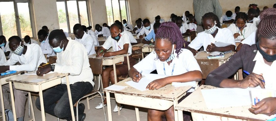 Candidates at Juba Technical Secondary school sitting for South Sudan secondary examinations on 20 April 2022 (Radio Tamazuj)