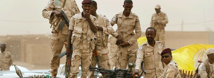 https://www.radiotamazuj.org/uploads/cache/article_detail_image/uploads/media/6530e9a8c967d/soldiers-of-rsf.jpg