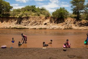 Magwi commissioner urges parents to stop children from gold mining