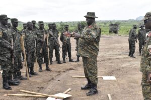 Ugandan deputy army chief visits troops near Juba