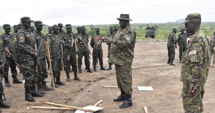 Ugandan deputy army chief visits troops near Juba