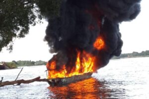 Fuel fire in Panyijiar kills 1, Injures 10