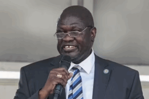 Suspended FVP Machar meets lawyers ahead of trial