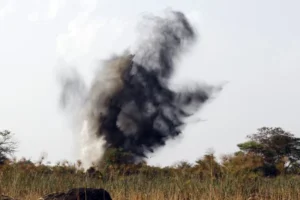 Witnesses: Airstrike in Nagero County kills 1, wounds 1