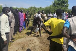 Family buries Machar bodyguard who died in military detention