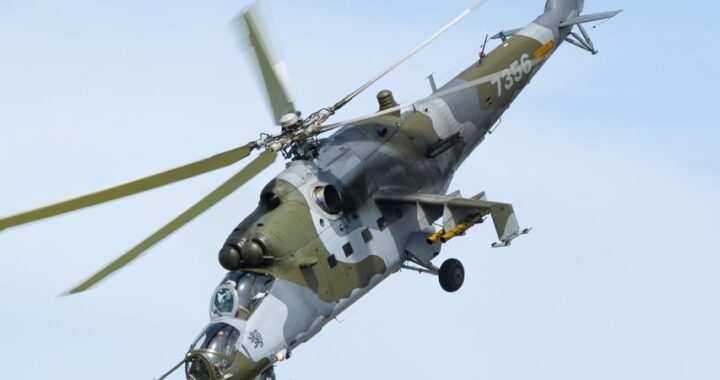 الجيش الحكومي تشن غارات جوية في تونج الشرقية بواراب