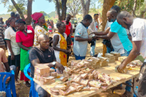 ICRC gives Nagero IDPs cash assistance