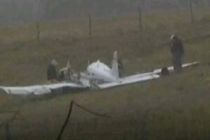 Cargo plane crashes in Leer County