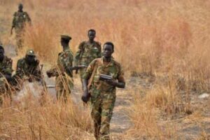 مقتل 12 جندياً في اشتباكات عنيفة بين الجيش والمعارضة في إدارية روينق بجنوب السودان