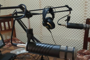 Abyei FM receives equipment to resume broadcasting