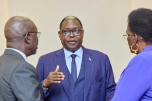 Cabinet drops bid to scrap peace deal supremacy clauses