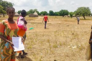 Vulnerable residents in Wau receive free land documents