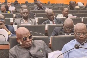 Speaker dissolves leadership of parliamentary committees