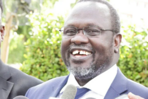 Prosecutors push to question Machar before defence statement