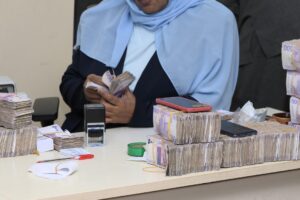 بدء صرف رواتب للمعلمين بشرق دارفور 