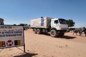 الحكومة السودانية تقرر تمديد فتح معبر أدري الحدودي مع تشاد لتسهيل دخول المساعدات الإنسانية